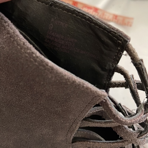 Steve Madden String Lace Heels - Picture 9 of 9